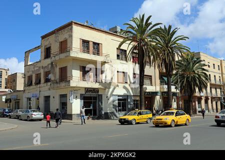 Harnet Avenue ad Asmara Foto Stock