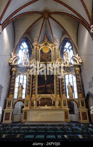 Innenansicht der evangelischen St. Blasius Kirche - Hochaltar, Niedersachsen, Deutschland, Hannoversch Münden Foto Stock