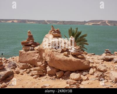 paesaggi del fiume nilo da una crociera Foto Stock