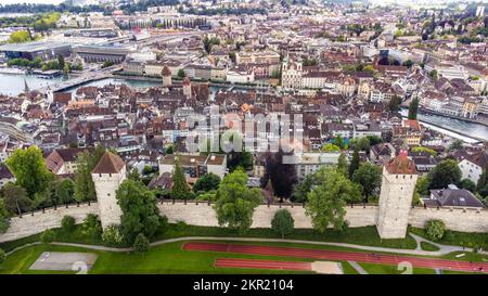 Muro di Musegg Lucerna o Museggmauer, Lucerna, Svizzera Foto Stock