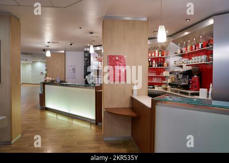 SAN PIETROBURGO, RUSSIA - CIRCA SETTEMBRE, 2022: Foto d'interni dell'Ibis St Petersburg Centre Hotel. Foto Stock