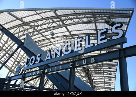 Vista generale del Banc of California Stadium, sede delle squadre di calcio LAFC e Angel City, giovedì 3 novembre 2022, a Los Angeles. (Dylan S Foto Stock