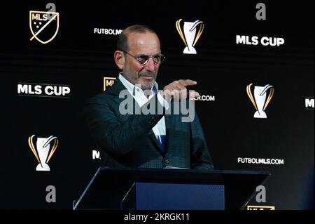 Il Commissario della MLS Don Garber si è rivolto alla stampa durante l'MLS Cup Media Day, giovedì 3 novembre 2022, a Los Angeles. (Dylan Stewart/immagine dello sport) Foto Stock