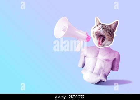 Collage pop art realizzato con testa di gatto, megafone e corpo di statua su sfondo luminoso. Sfondo pubblicitario minimo. Foto Stock