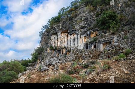 Tombe rupestri di Pinara antica città a Lycia, Antalya, Turchia Foto Stock