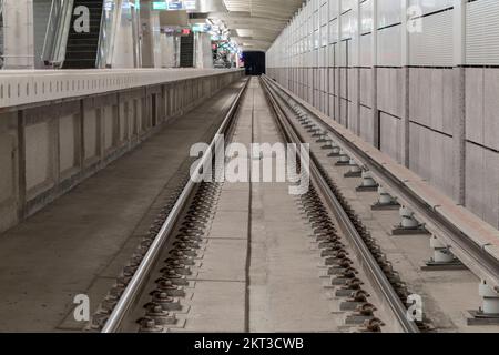 Linee della metropolitana di New York dal livello dei treni, New York City, New York USA Foto Stock