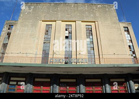 Era coloniale Cinema Odeon in Asmara Foto Stock