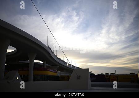 Foto Fabio Ferrari/LaPresse 29 Novembre 2022 Doha, Qatar - Sport - Calcio - Qatar 2022 - Coppa del mondo FIFA - Olana vs Qatar - Gruppo A - Fase a Gironi - Stadio al Bayt nella foto: vista dello stadio 29 novembre 2022 Doha, Qatar - sport - Calcio - Qatar 2022- Coppa del mondo FIFA - Paesi Bassi vs Qatar - Gruppo A - palcoscenico di gruppo - Stadio al Bayt nella foto: Panoramica stadio/ PRESSINPHOTO Foto Stock