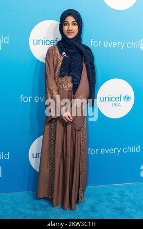 Faatiha Ayaat partecipa al Gala dell'UNICEF del 2022 alla Glasshouse di New York il 29 novembre 2022 Foto Stock