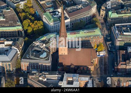 Vista aerea di St. Jacob's Church, principali chiese luterane, centro città, beni culturali, chiesa, Amburgo, Germania, Europa Foto Stock