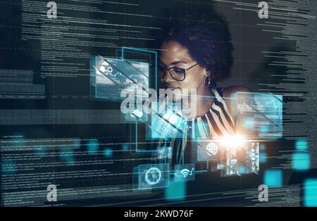 Internet, trasformazione digitale e networking con le donne in ufficio con il sito internet delle cose, il cloud computing e la tecnologia astratta. Innovazione, futuristica Foto Stock