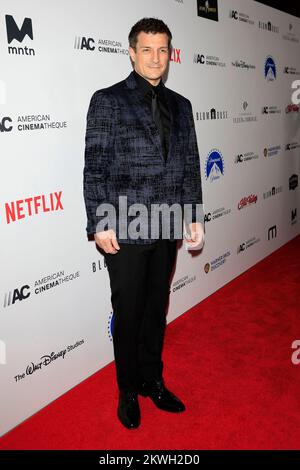 17 novembre 2022, Beverly Hills, CA, Stati Uniti d'America: LOS ANGELES - 17 NOVEMBRE: Nathan Fillion al 36th° Annual American Cinematheque Awards al Beverly Hilton Hotel il 17 novembre 2022 a Beverly Hills, CA (Credit Image: © Kay Blake/ZUMA Press Wire) Foto Stock