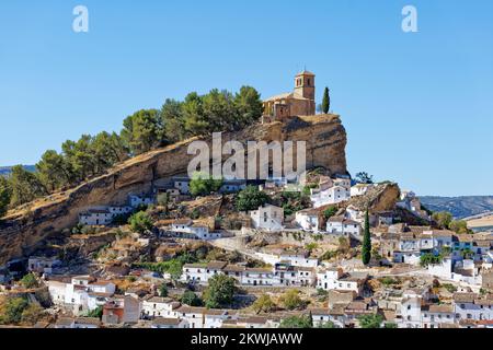 Vista del villaggio bianco Montefrio in Spagna considerato uno dei migliori punti di vista del mondo. Destinazione turistica. Vacanze e vacanze. Foto Stock