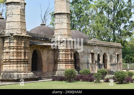 Shaher ki Masjid, primo piano moschea, architettura religiosa islamica, è stato costruito dal Sultano Mahmud Begada 15th - 16th ° secolo. Patrimonio dell'umanità dell'UNESCO Foto Stock