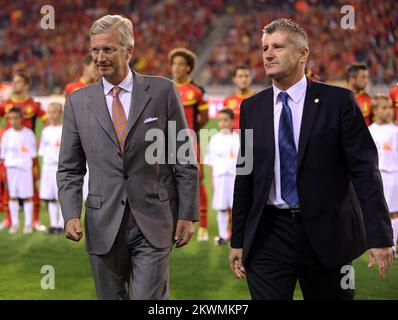 11.09.2012., Stadio King Baudouin, Bruxelles, Belgio - qualificazione Coppa del mondo 2014. Partita tra Belgio e Croazia. Principe Filippo del Belgio e Davor Suker. Foto: Marko Prpic/PIXSELL Foto Stock