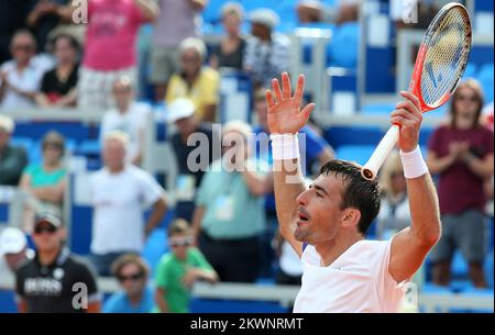 13.09.2013., Stadio Stella Maris, Umago - Coppa Davis di BNP Paribas World Group play-off, Croazia - Gran Bretagna, Ivan Dodig - Daniel Evans. Ivan Dodig festeggia dopo aver sconfitto Evans Foto: Sanjin Strukic/PIXSELL Foto Stock