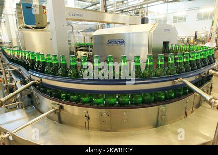 Vista generale degli impianti di produzione della società di bevande Carlsberg a Koprivnica, Croazia. Foto Stock