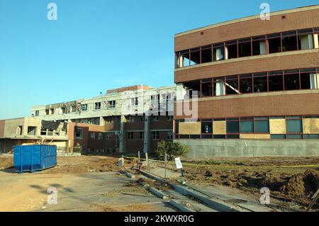 Gravi tempeste e tornado, Americus, GA, 8 marzo 2007 il Sumter Regional Hospital è stato gravemente danneggiato dai tornado della Georgia. I tornado hanno causato danni in molte zone della Georgia. Mark Wolfe/FEMA.. Fotografie relative a disastri e programmi, attività e funzionari di gestione delle emergenze Foto Stock