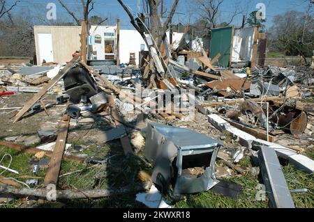 Gravi tempeste e tornado, Americus, GA, 8 marzo 2007 questa casa è stata distrutta da un tornado/s. I tornado hanno causato gravi danni in Georgia. Mark Wolfe/FEMA.. Fotografie relative a disastri e programmi, attività e funzionari di gestione delle emergenze Foto Stock