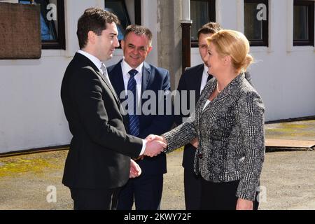 03.03.2017., Croazia, Kutjevo - l'incontro del Presidente della Repubblica di Croazia Kolinda Grabar-Kitarovic con i cittadini e i dirigenti della città di Kutjevo, E la visita del presidente e dei capi delle missioni diplomatiche e delle organizzazioni internazionali accreditate nella Repubblica di Croazia alla società cantine Kutjevo Inc. Nell'ambito del progetto Feel Croatia. Foto: Ivica Galovic/PIXSELL Foto Stock