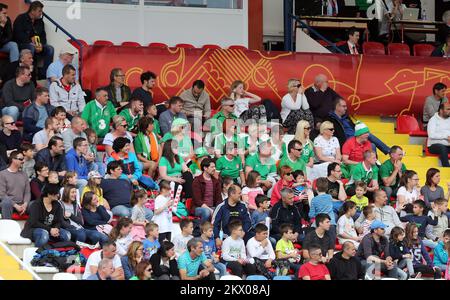 07.05.2017., Kostrena, Croazia - Campionato europeo UEFA U-17 2017. Allo stadio Zuknica, gruppo C, Repubblica d'Irlanda contro Bosnia-Erzegovina. Foto: Goran Kovacic/PIXSELL Foto Stock