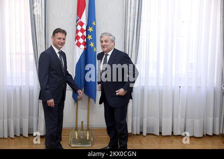 19.05.2017., Zagabria, Croazia - il presidente del Parlamento croato Gordan Jandrokovic ha ricevuto oggi il presidente del Parlamento europeo Antonio Tajani. Foto: Patrik Macek/PIXSELL Foto Stock