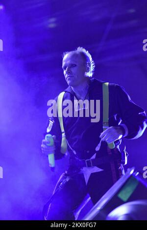 26.05.2017., Umago, Croazia - EXIT presenta il Sea Star Festival che ospiterà 70 artisti in sei tappe nel complesso turistico di Stella Maris in Croazia dal 25th al 28th maggio 2017. La Prodigia. Keith Flint. Foto: Dusko Marusic/PIXSELL Foto Stock