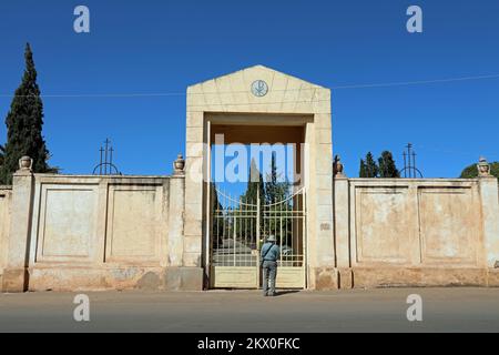 Ingresso al cimitero di Asmara in Eritrea Foto Stock