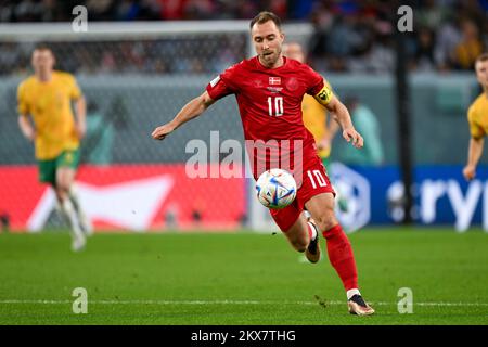 Al Wakrah, Qatar. 30th Nov 2022. Christian Eriksen di Danimarca durante la Coppa del mondo FIFA Qatar 2022 incontro di Gruppo D tra Australia e Danimarca allo Stadio al Janoub di al Wakrah, Qatar il 30 novembre 2022 (Photo by Andrew Surma/ Credit: Sipa USA/Alamy Live News Foto Stock