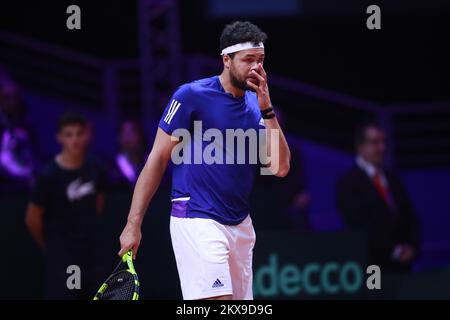 23.11.2018., Lillie, Francia - finale della Coppa Davis tra la Francia e la Croazia allo stadio Pierre-Mauroy di Lille, Francia, Jo-Wilfred Tsonga vs Marin Cilic. Jo-Wilfred Tonga Foto: Sanjin Strukic/PIXSELL Foto Stock