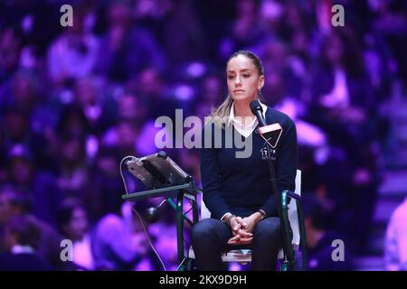 23.11.2018., Lillie, Francia - finale della Coppa Davis tra la Francia e la Croazia allo stadio Pierre-Mauroy di Lille, Francia, Jo-Wilfred Tsonga vs Marin Cilic Foto: Sanjin Strukic/PIXSELL Foto Stock