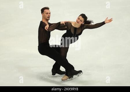 08.12.2018., Zagabria, Croazia - 51st Golden spin in Dom sportova.Natalia Kaliszek e Maksym Spodyriev. Foto: Goran Stanzl/PIXSELL Foto Stock