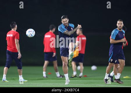 DOHA, QATAR - 30 NOVEMBRE: > durante la sessione di formazione in Croazia al campo di al Ersal 3 il 30 novembre 2022 a Doha, Qatar. Foto: Goran Stanzl/PIXSELL Credit: Pixsell agenzia foto e video/Alamy Live News Foto Stock