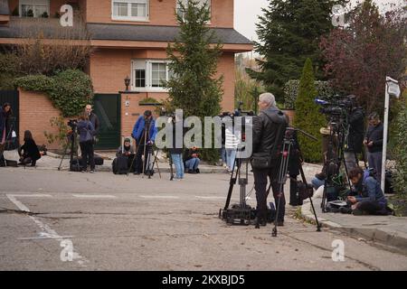 Madrid, Spagna. 30th Nov 2022. Immagini dell'ambasciata Ucraina a Madrid dove è stato effettuato un attacco con una bomba a busta, Madrid 30 novembre 2022 Credit: CORDON PRESS/Alamy Live News Foto Stock