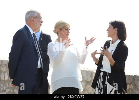 04.09.2019.,Sibenik - il presidente croato Kolinda Grabar Kitarovic, il presidente austriaco Alexander Van der Bellen e il presidente sloveno Borut Pahor si incontrano per discutere la cooperazione regionale. Croazia, Sibenika Foto: Dusko Jaramaz/PIXSELL Foto Stock