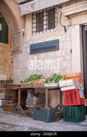 Preparativi per la ripresa di un film Olso, a Dubrovnik, Croazia, il 16 ottobre 2020. Il film è prodotto da HBO. Il regista e produttore del film è Bartlett Sher, un famoso regista teatrale di Broadway. Foto: Grgo Jelavic/PIXSELL Foto Stock