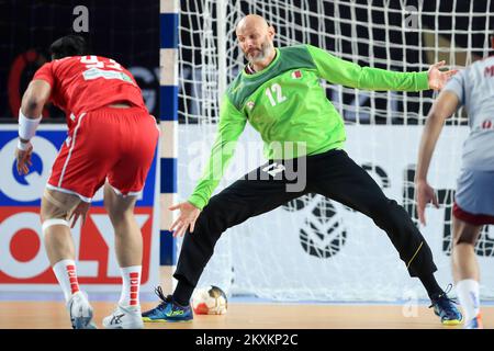 CAIRO, EGITTO - 23 GENNAIO: Portiere Danijel Saric del Quatar durante la partita di II Campionato del mondo IHF del 27th tra il Quatar e il Bahrain al Cairo Stadium Sports Hall il 23 gennaio 2021 al Cairo, Egitto. Foto: Slavko Midzor/PIXSELL Foto Stock