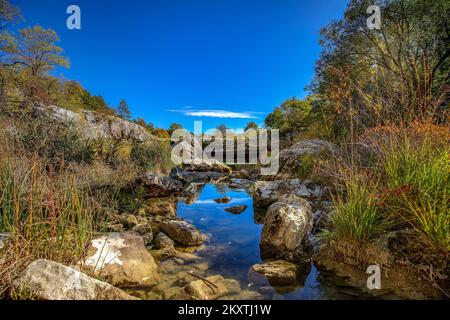 Cascate di Zarecki Krov a Pazin, Croazia su 15. Ottobre, 2021. Foto: Srecko Niketic/PIXSELL Foto Stock