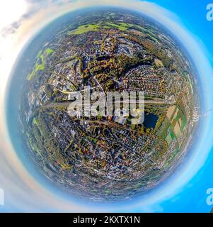 Veduta aerea, palestra Heisenberg, Nordpark con laghetto Nordpark, colpo di fisheye, colpo a 360 gradi, Gladbeck, area della Ruhr, Renania settentrionale-Vestfalia, Germania, 3 Foto Stock