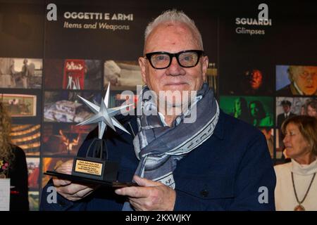 Torino, Italia. 30th Nov 2022. L'attore britannico Malcolm McDowell riceve il Premio Stella della Mole. McDowell è ospite d'onore del Torino Film Festival 40th. Credit: Marco Destefanis/Alamy Live News Foto Stock