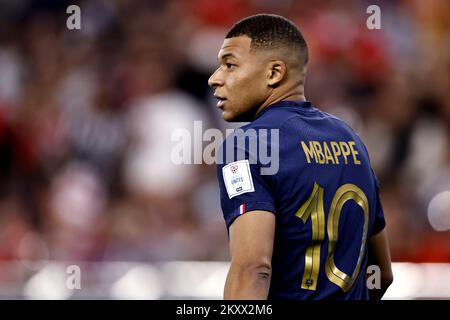 Doha, Qatar. 30th Nov 2022. DOHA - Kylian Mbappe di Francia durante la Coppa del mondo FIFA Qatar 2022 gruppo D incontro tra Tunisia e Francia al Education City Stadium il 30 novembre 2022 a Doha, Qatar. AP | Dutch Height | MAURICE OF STONE Credit: ANP/Alamy Live News Foto Stock