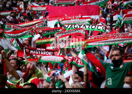 BUDAPEST, UNGHERIA - 16 GENNAIO: Tifosi durante la partita maschile EHF EURO 2022 tra Portogallo e Ungheria all'Arena multifunzionale del 16 gennaio 2022 a Budapest, Ungheria. Foto: Sanjin Strukic/PIXSELL Foto Stock