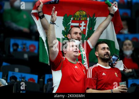 BUDAPEST, UNGHERIA - 16 GENNAIO: Tifosi durante la partita maschile EHF EURO 2022 tra Portogallo e Ungheria all'Arena multifunzionale del 16 gennaio 2022 a Budapest, Ungheria. Foto: Sanjin Strukic/PIXSELL Foto Stock