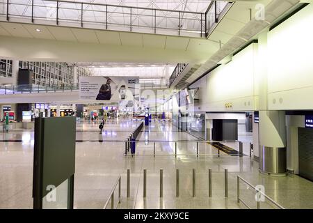 HONG KONG - 09 SETTEMBRE 2015: Interno dell'Aeroporto Internazionale di Hong Kong. L'Aeroporto Internazionale di Hong Kong è il principale aeroporto di Hong Kong. È loca Foto Stock