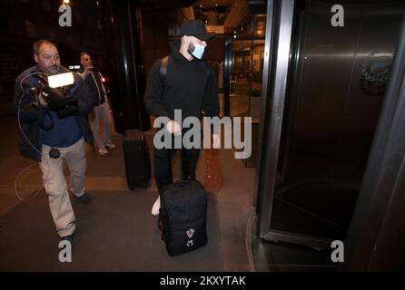 Il calciatore croato Josko Gvardiol prima di partire per Doha a Zagabria, Croazia il 21 marzo 2022. Incontro di calciatori e personale professionale della nazionale croata prima di partire per Doha, dove si giocheranno amichevoli partite contro Slovenia e Bulgaria. Foto: Sanjin Strukic/PIXSELL Foto Stock