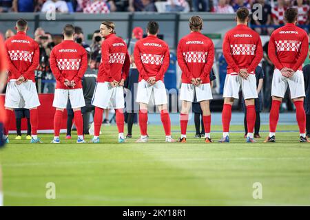 OSIJEK, CROAZIA - 03 GIUGNO: Giocatori croati prima della UEFA Nations League Un incontro di Gruppo 1 tra Croazia e Austria allo Stadion Gradski vrt il 3 giugno 2022 a Osijek, Croazia. (Foto: Matija Hablja/Pixsell) Foto Stock