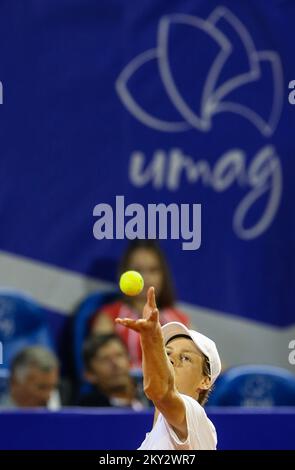 UMAGO, CROAZIA - 30 LUGLIO: Il peccatore d'Italia Jannik gioca contro Franco Agamenone d'Italia durante la singola semifinale di menâ il giorno 7 del 2022 Croazia Apri Umago allo Stadio ATP Goran Ivanisevic il 30 luglio 2022 a Umago, Croazia. Foto: Jurica Galoic/PIXSELL Foto Stock