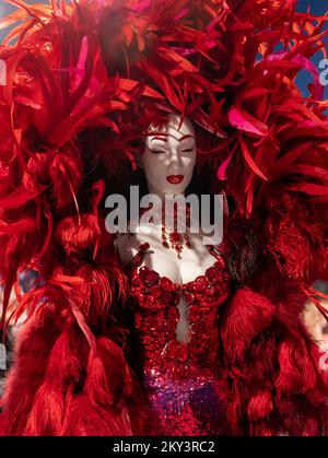 Spettacolo di couturissime di Thierry Mugler al Brooklyn Museum of Art di Brooklyn, New York Foto Stock