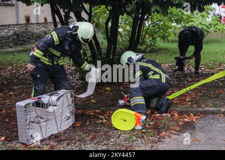 Esercitazioni della contea delle forze di protezione civile 'Samobor 2022' tenutesi a Samobor , Croazia, il 17 settembre 17, 2022 Foto: Tomislav Miletic/PIXSELL Foto Stock