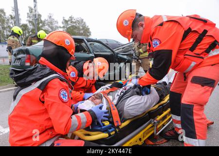 Esercitazioni della contea delle forze di protezione civile 'Samobor 2022' tenutesi a Samobor , Croazia, il 17 settembre 17, 2022 Foto: Tomislav Miletic/PIXSELL Foto Stock